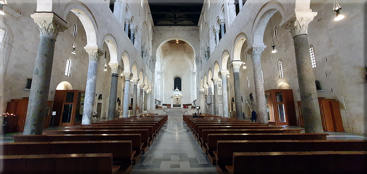 foto Duomo di Bari